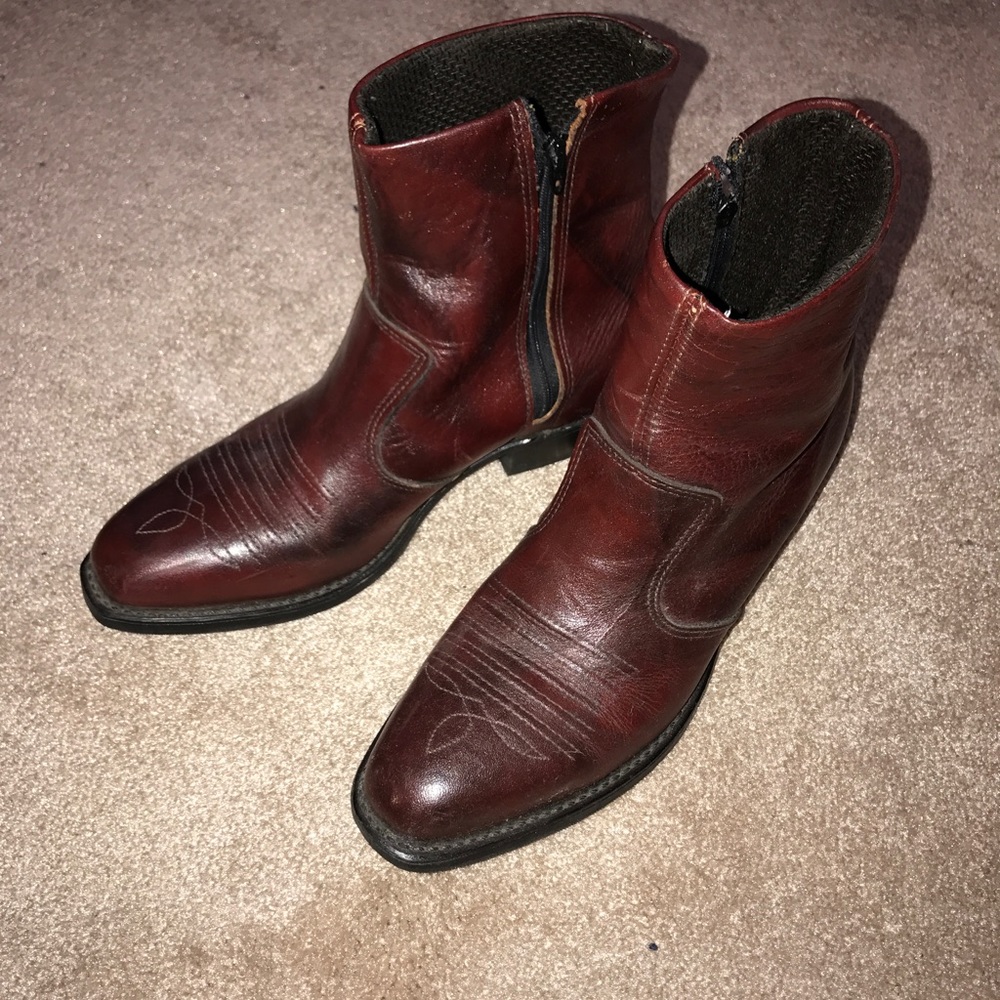 VINTAGE deep red cowboy boots